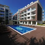 Hotel Stamopolu Lux с изглед към морето Primorsko