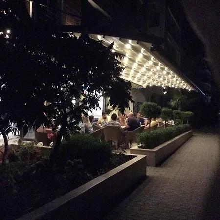 Stamopolu Lux с изглед към морето Ξενοδοχείο Πριμόρσκο