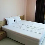 Отель Stamopolu Lux с изглед към морето Приморско