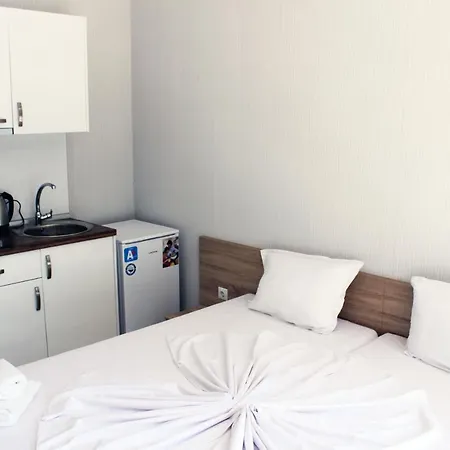 Stamopolu Lux с изглед към морето Приморско