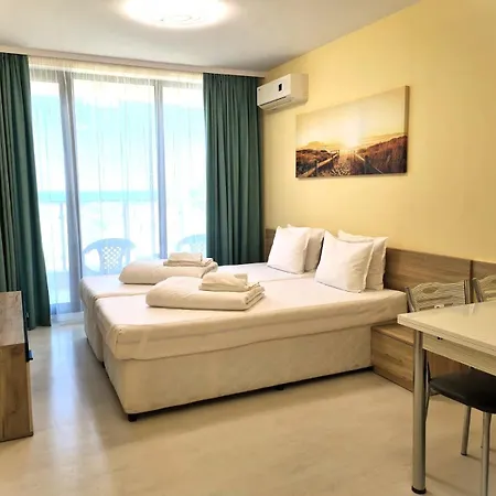 Hotel Stamopolu Lux с изглед към морето Primorsko